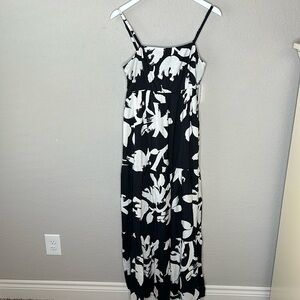 Nine West Tiered Maxi Sundress‎ Size Small